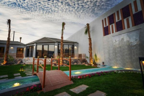 Dyan Chalet